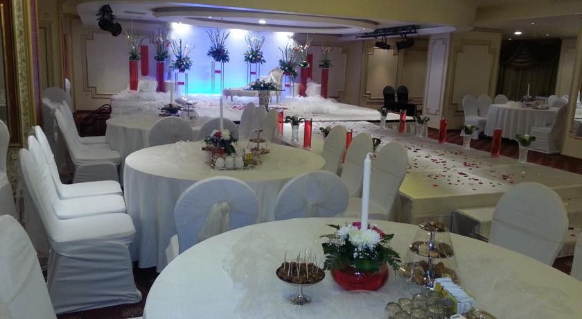 โรงแรมอัลโชฮาดา Mecca ภายนอก รูปภาพ A wedding reception